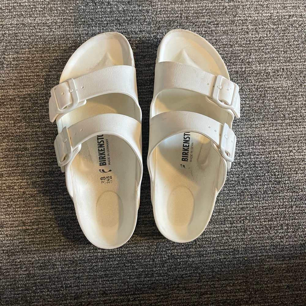 White rubber birks